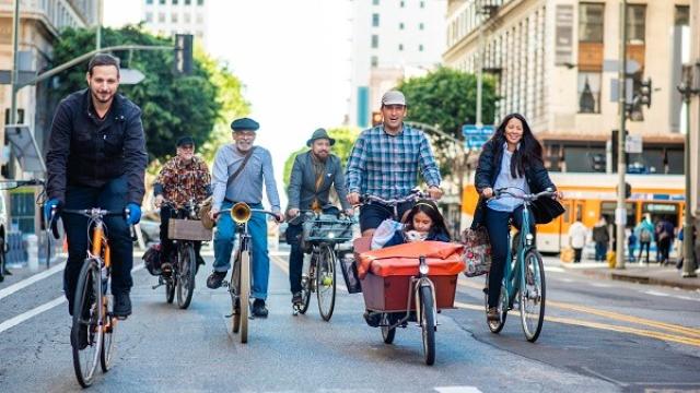 Deze organisaties in Antwerpen doen mee met 30 Dagen Minder Wagen